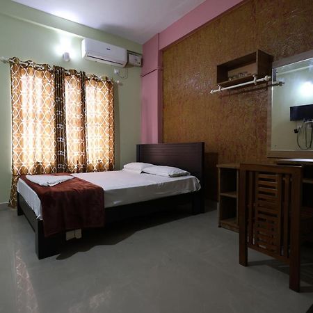 מלון קאלפטה Wayanad Regal Residency מראה חיצוני תמונה