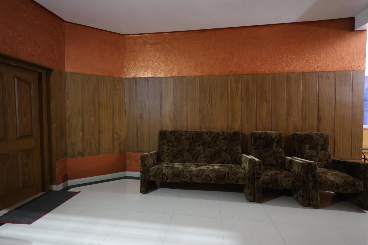 מלון קאלפטה Wayanad Regal Residency מראה חיצוני תמונה