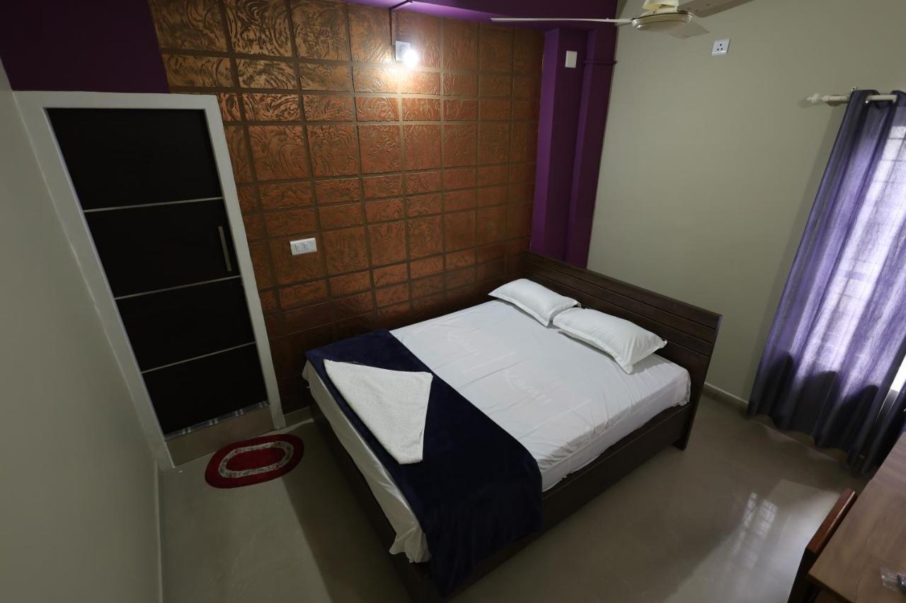 מלון קאלפטה Wayanad Regal Residency מראה חיצוני תמונה