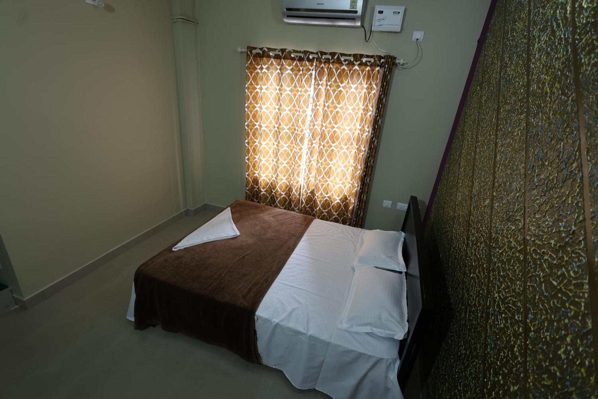 מלון קאלפטה Wayanad Regal Residency מראה חיצוני תמונה